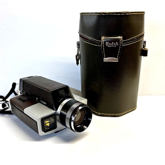 Kodak XL55 Super 8 Movie Camera with Ektar Zoom Lens and Case Vintage Untested - Picture 1 of 12
